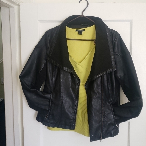 August Silk sleeveless knit cotton style top Mustard/ochre color Siz… - Picture 4 of 11